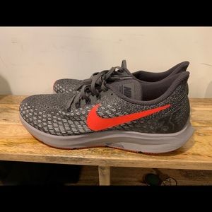 Great condition size 12 men’s Nike shoes